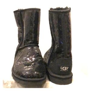 Ugg black sequin short boot
